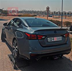 نيسان ألتيما